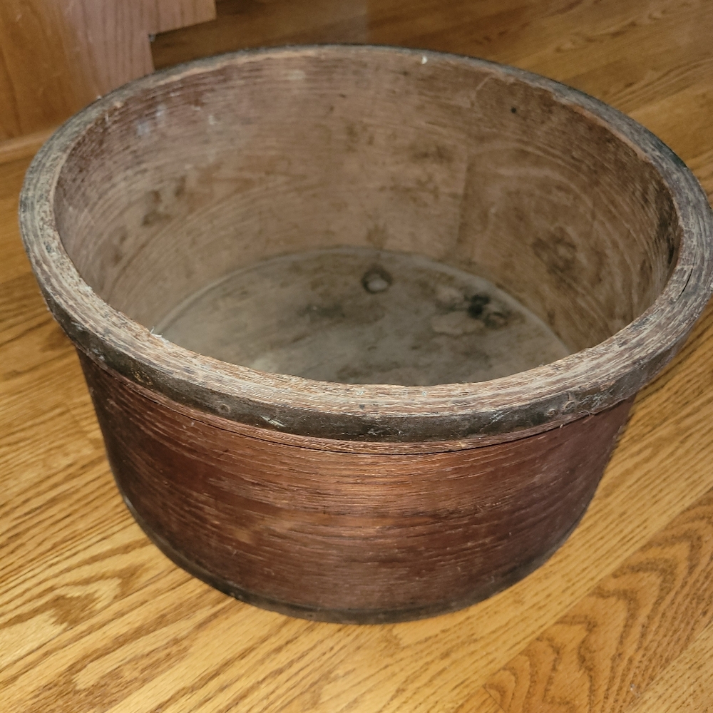 Vintage Dry Measure Container - Picture 2 of 8